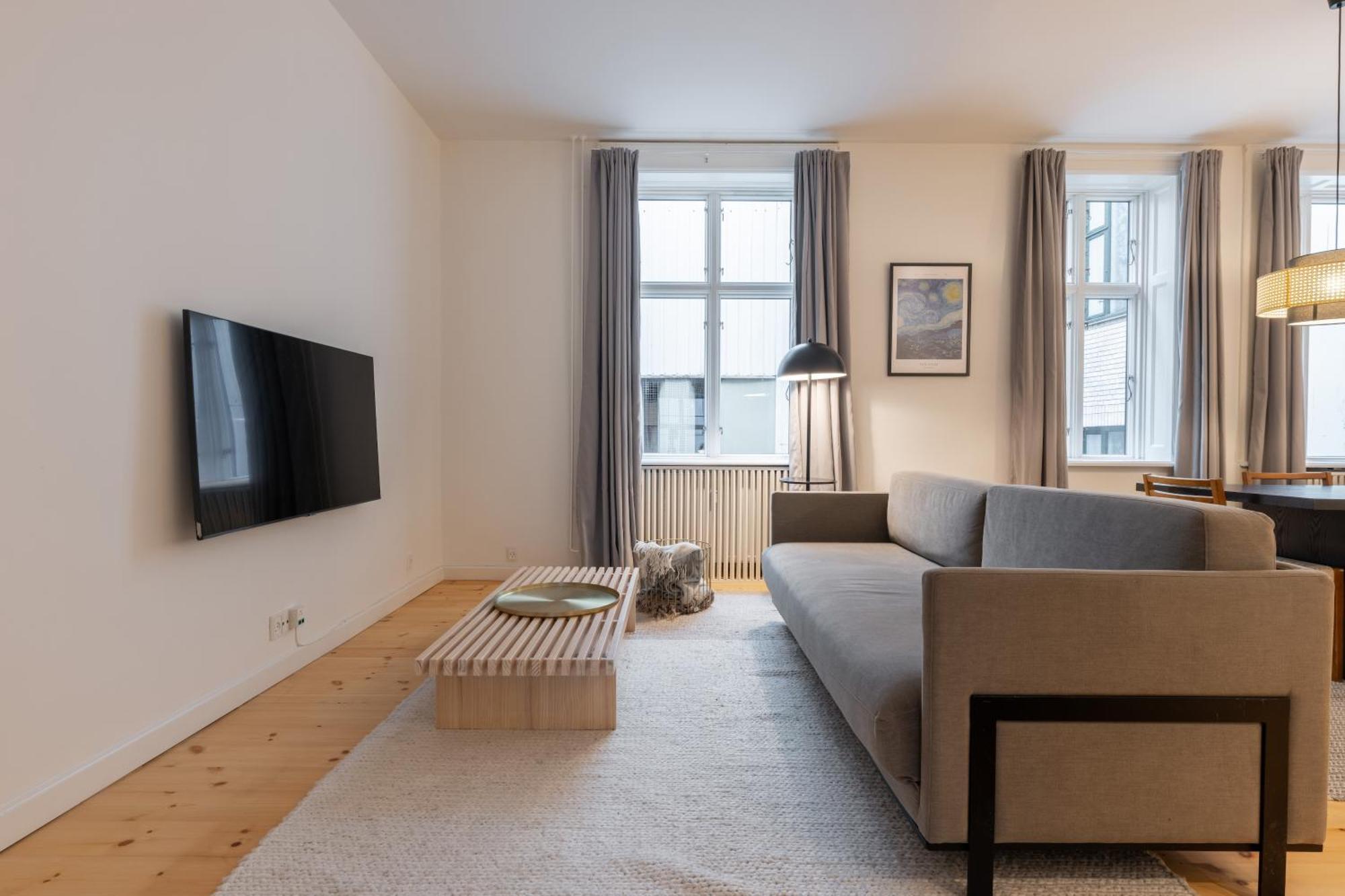 Stunning 5 Bedroom Flat By The Lakes Copenhagen