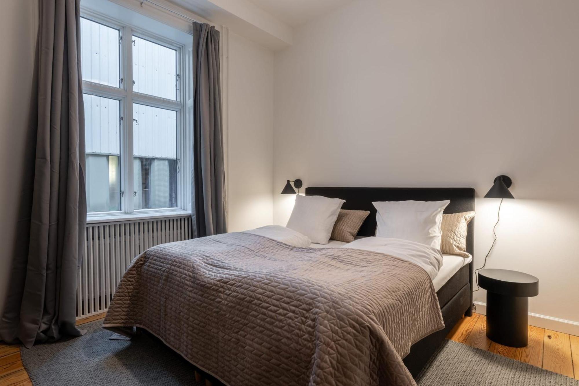 Stunning 5 Bedroom Flat By The Lakes * Copenhagen