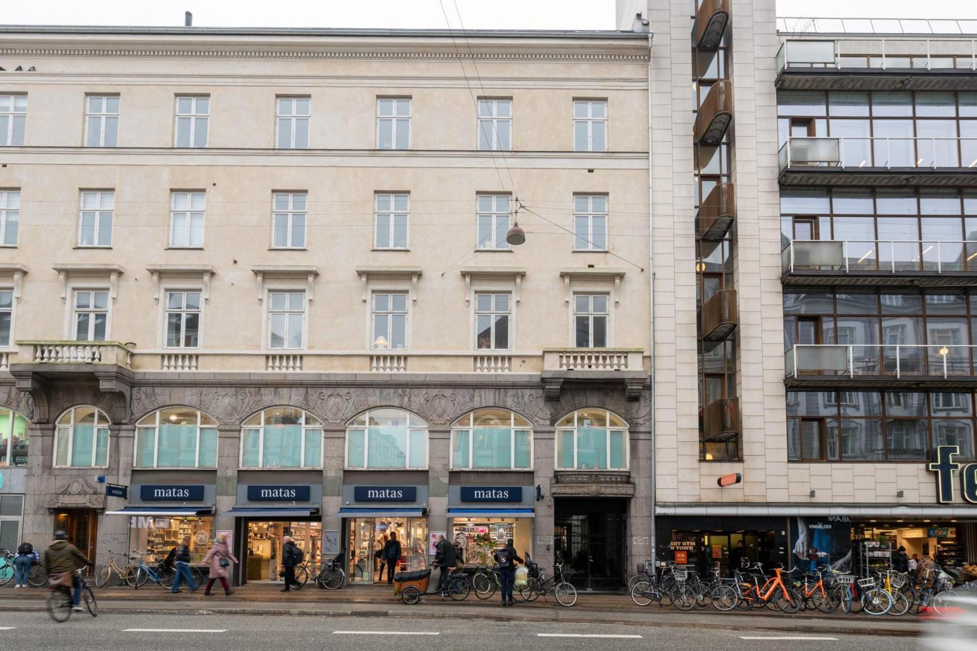 Stunning 5 Bedroom Flat By The Lakes Copenhagen
